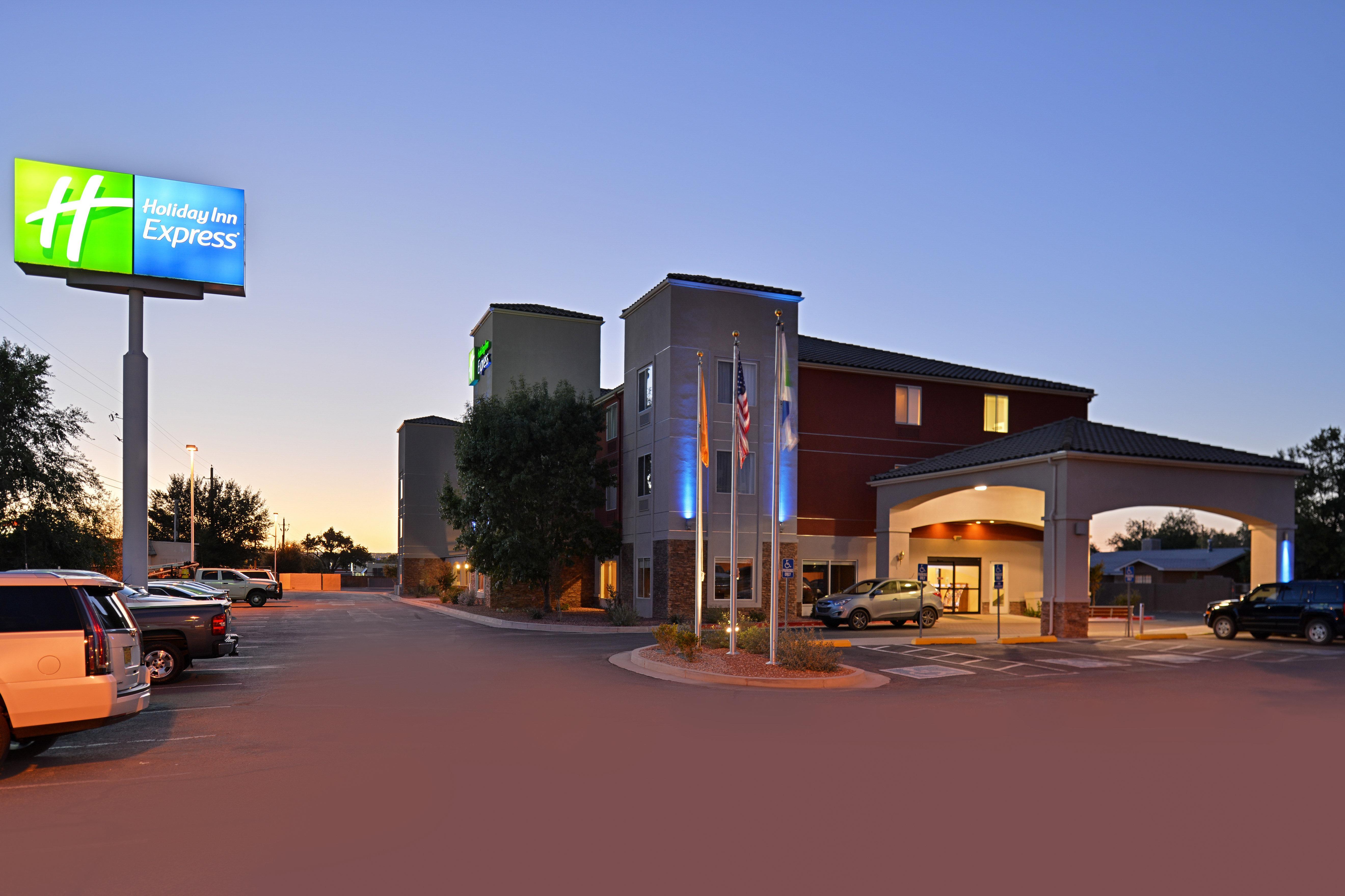 Holiday Inn Express Albuquerque N - Bernalillo By Ihg Exterior photo